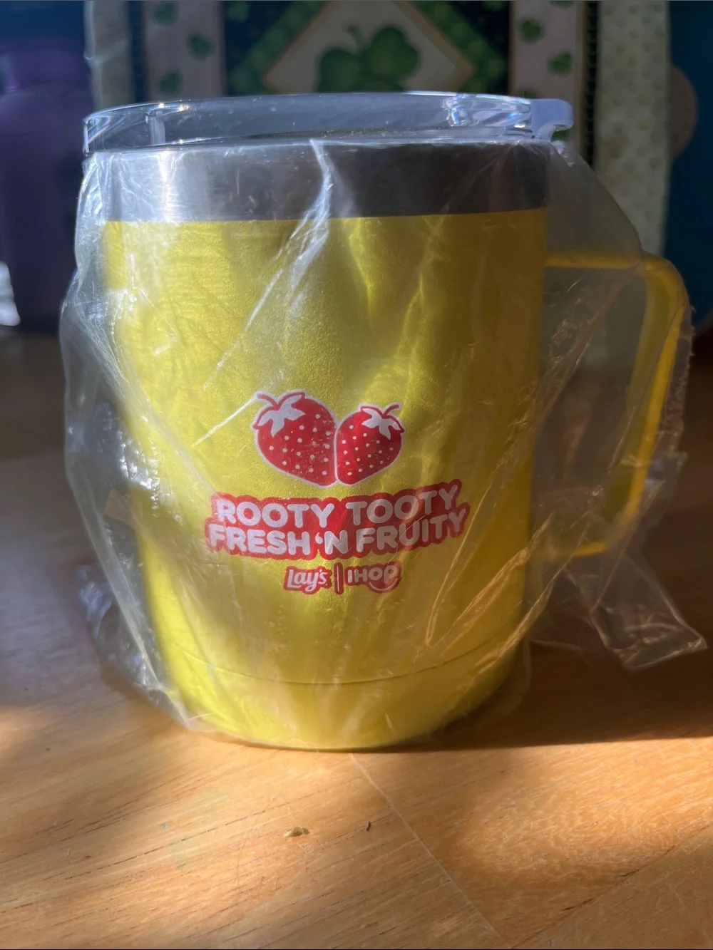 Rooty Tooty Fresh 'N Fruity Yellow Straw Mug